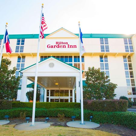 Hilton Garden Inn Dallas/Market Center Exterior foto